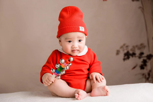 河北宝宝几个月戴银手镯好 河北宝宝几个月戴银手镯好